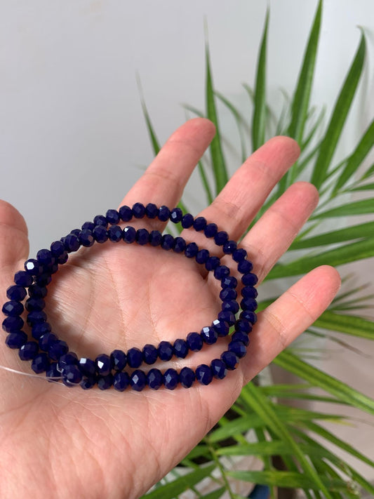 Tira de cuentas de 6 mm azules (84 unidades)