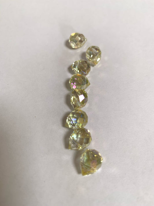 Tira de cuentas de gotas de luz amarillo pálido (90 unidades)