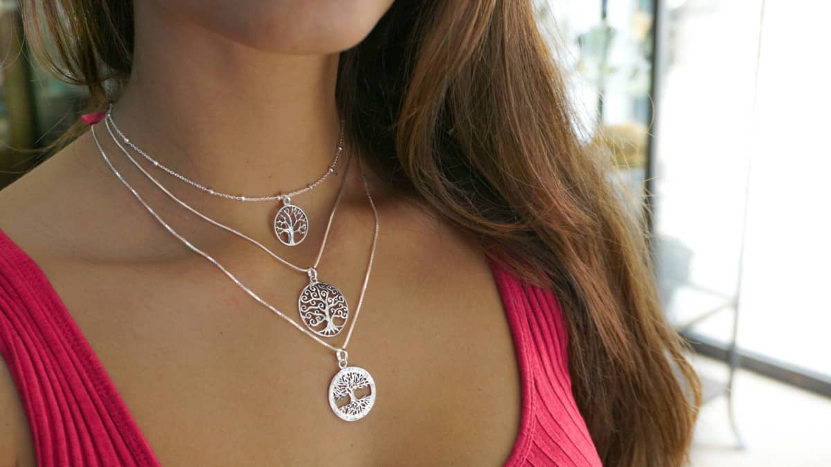 Dije árbol de la vida plateado 2,5 cm