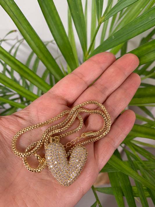 Dije de Acero Quirúrgico Bañado en Oro con Circones Brillantes