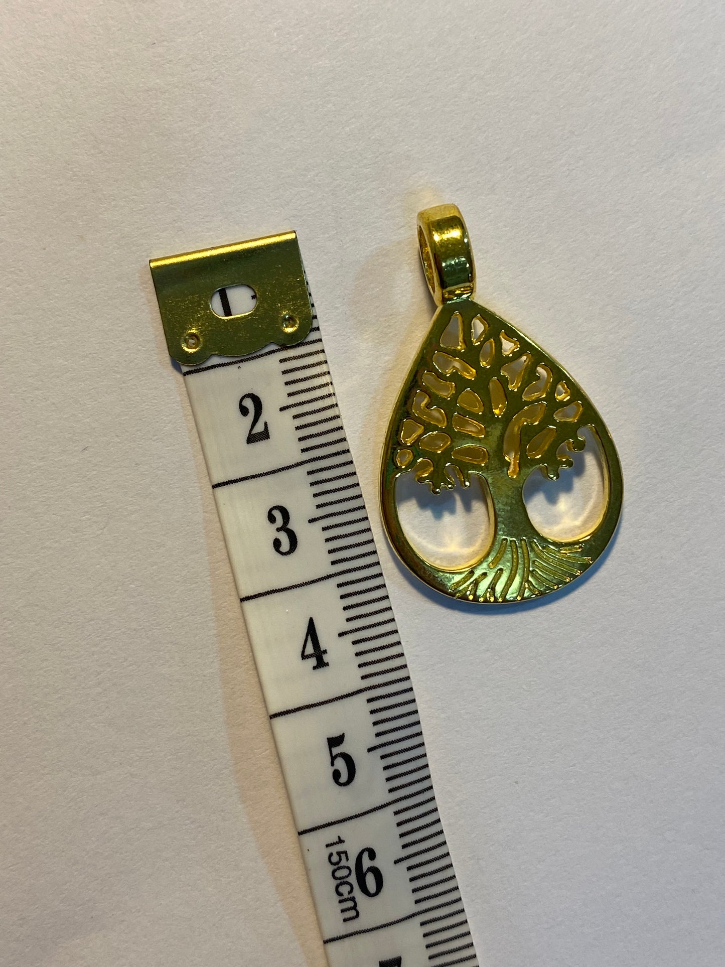 Dijes dorados del árbol de la vida 3,5 cm de largo