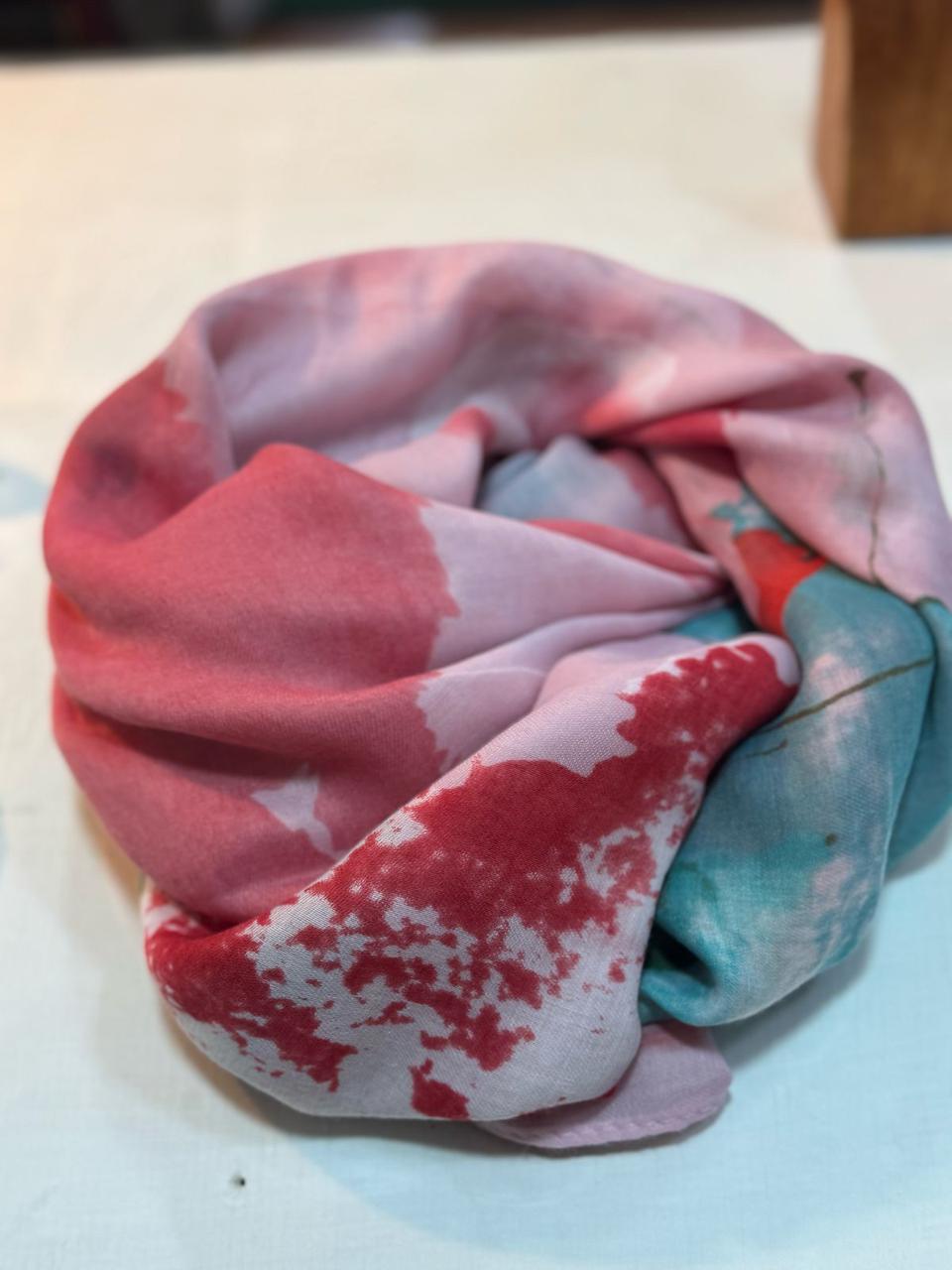 Pañuelo rosado con verde