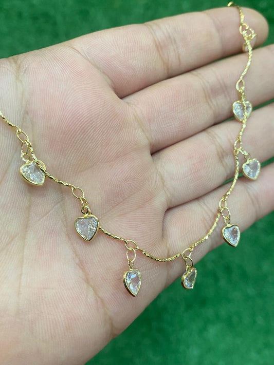 Collar de corazones con baño en oro