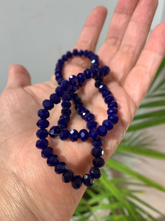 Tira de cuentas de 6 mm azules (84 unidades)