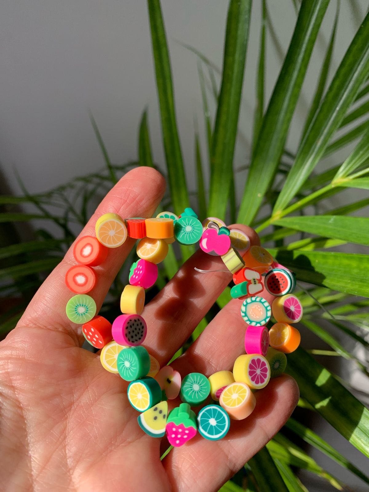 Cuentas de fimo con figura de frutas (10 unidades)