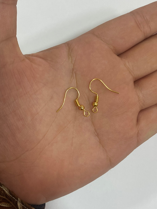 Ganchos para aretes dorados (20 unidades)
