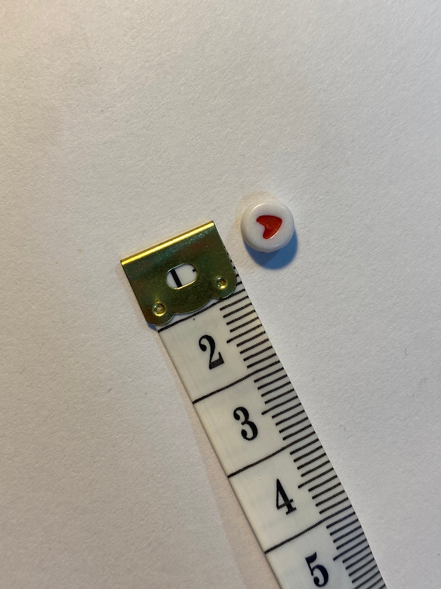Cuentas de corazón rojo 6mm (60 unidades)