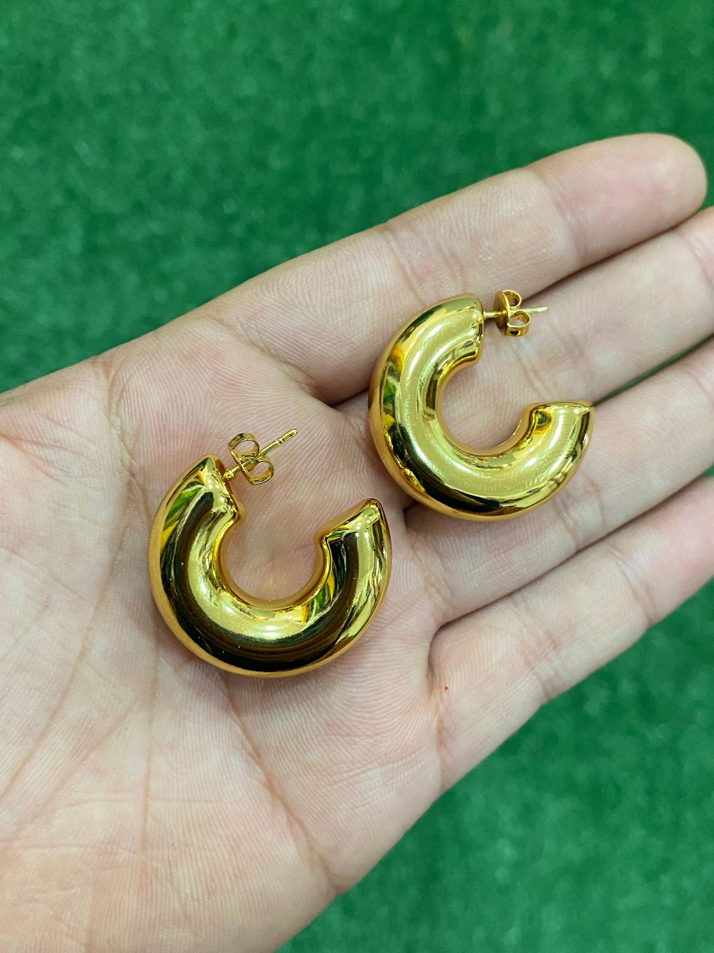 Argollas lisas de acero doradas