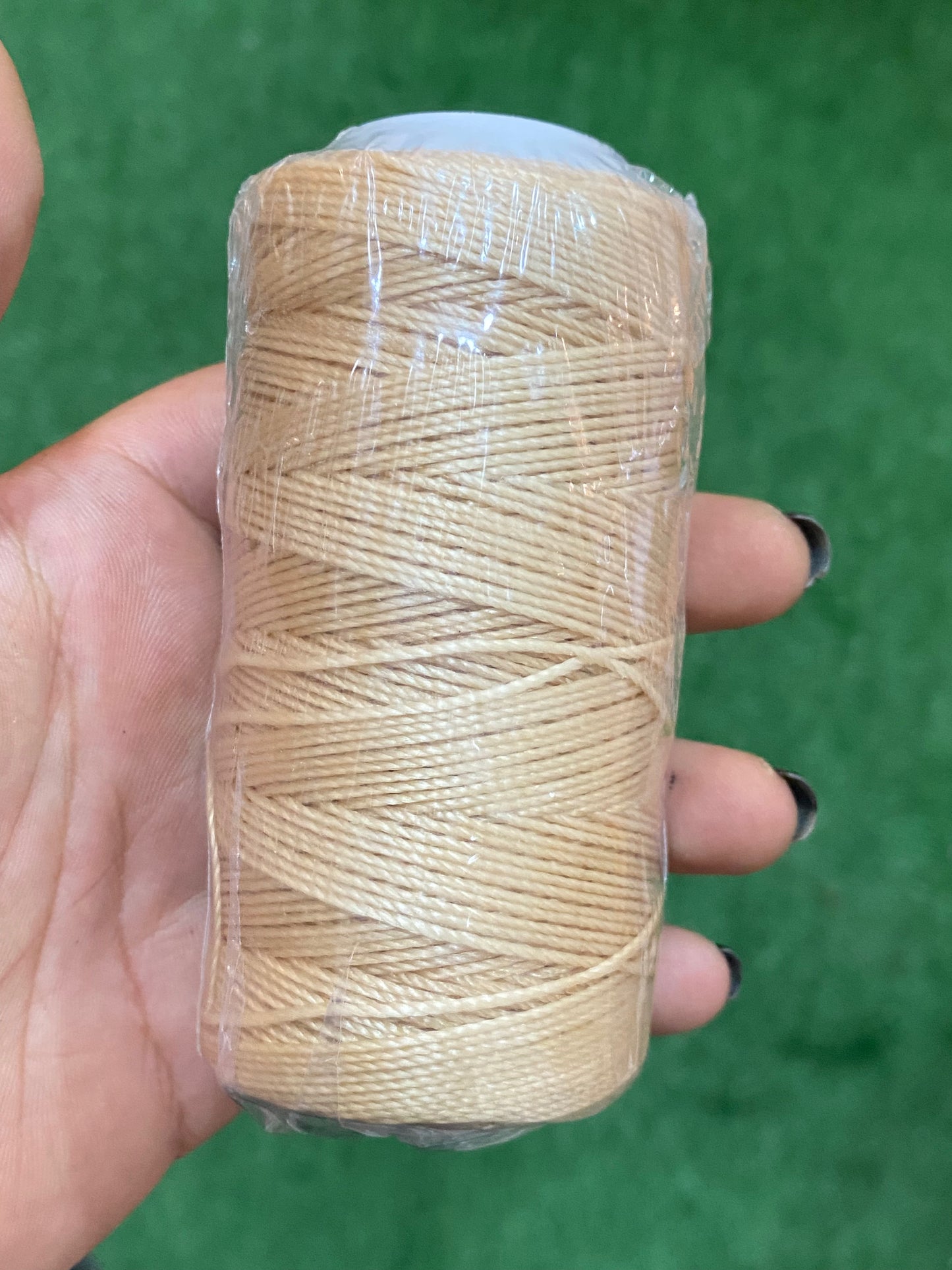 Hilo beige de macrame