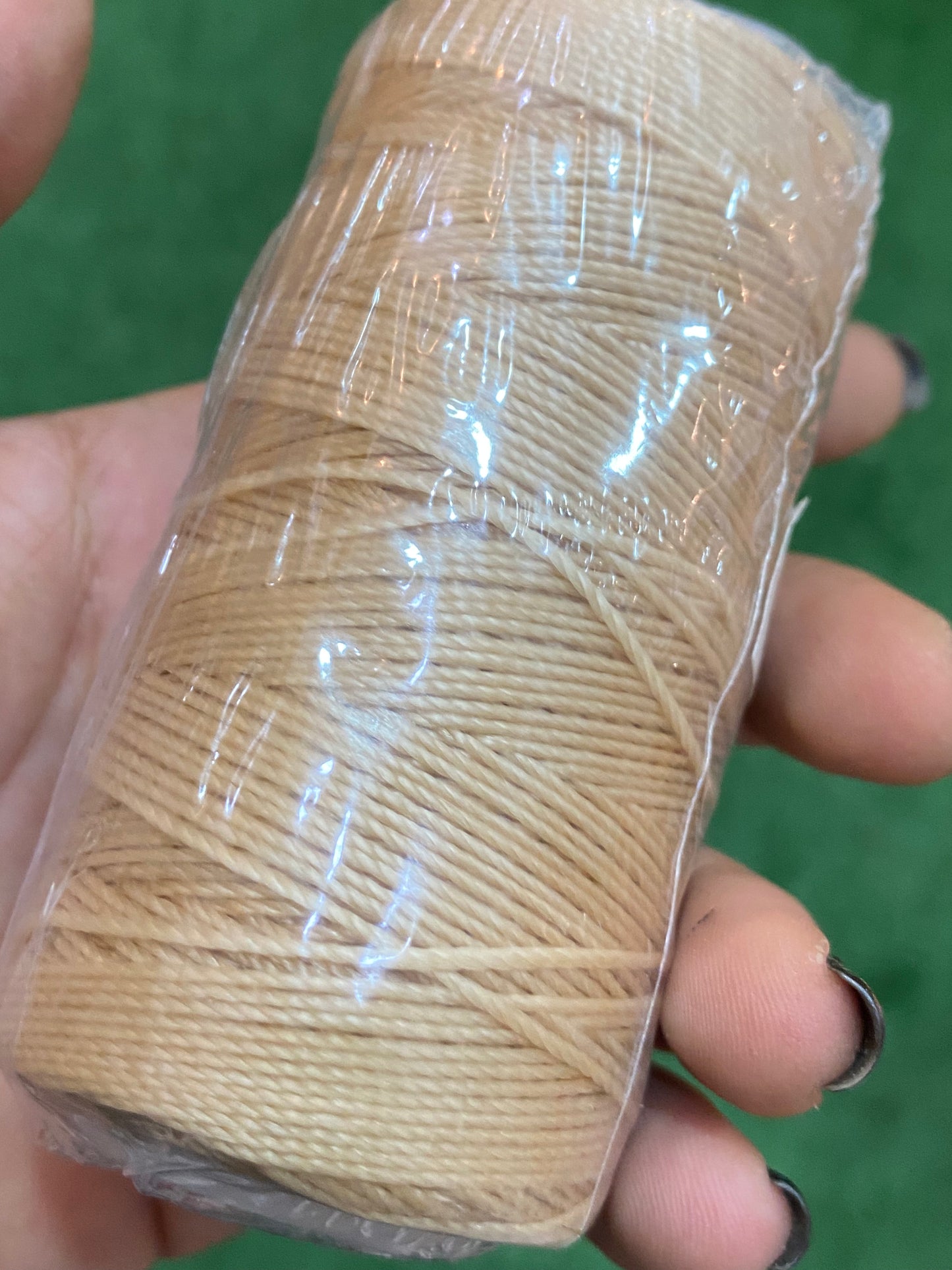 Hilo beige de macrame
